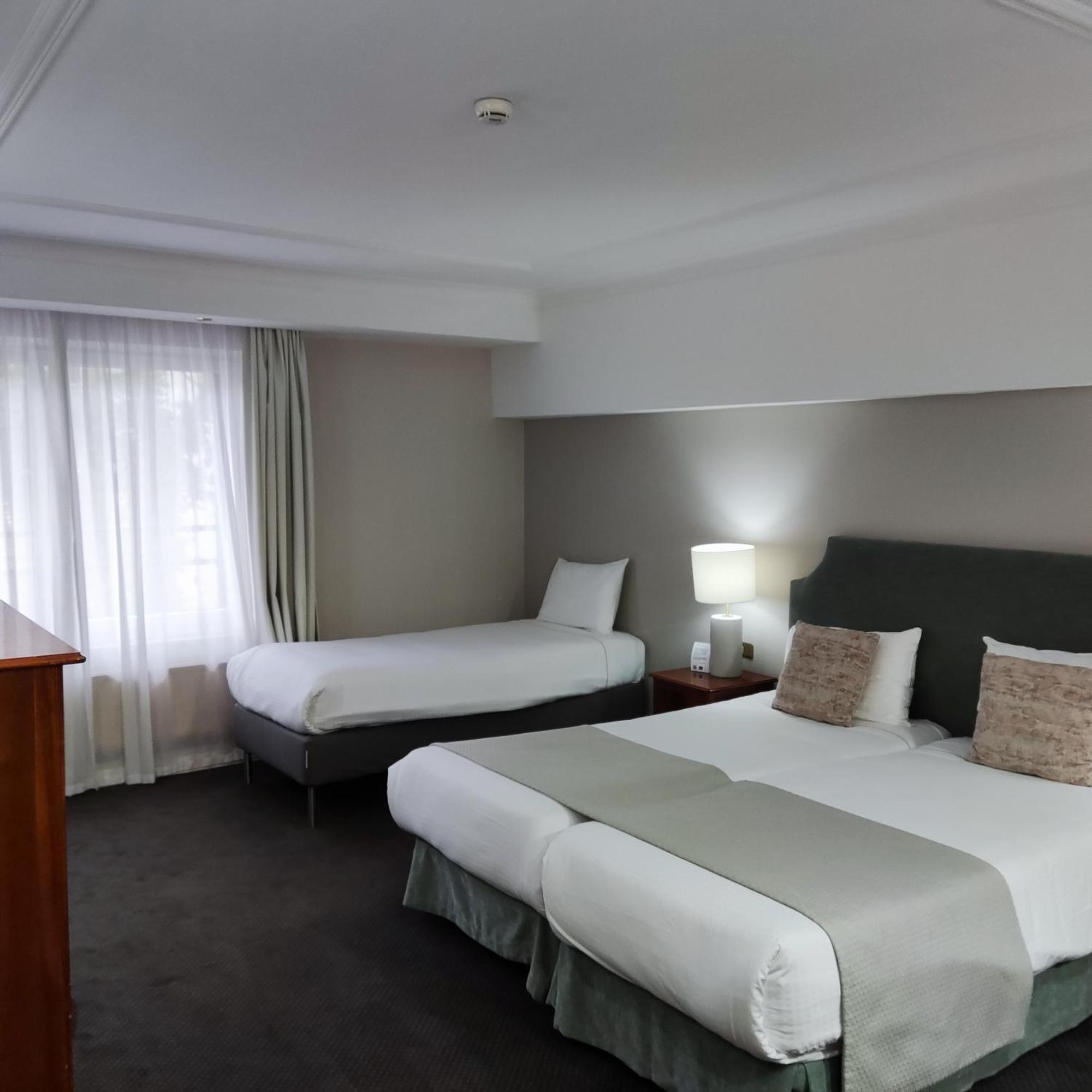 Hotel Avenue Louise Brussels Trademark Collection By Wyndham Bagian luar foto